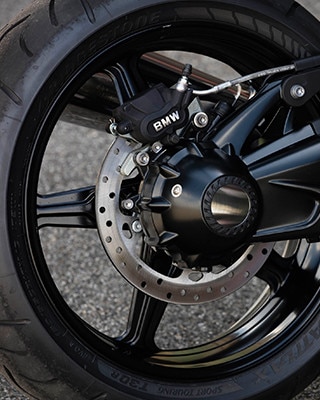 R nineT Racer spoke cast wheels