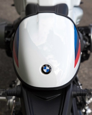 R nineT Racer seat hump