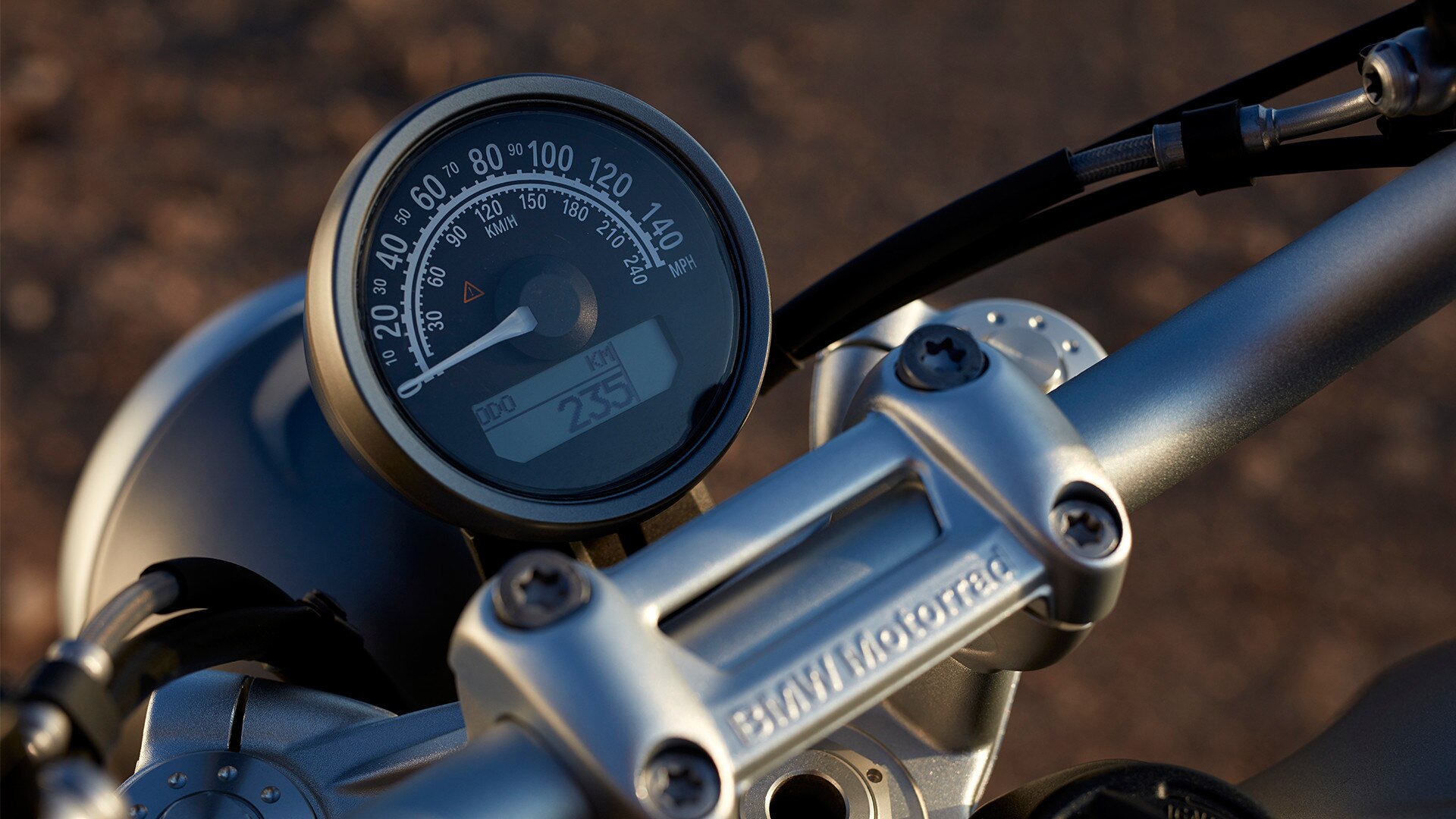 R nineT Scrambler speedometer