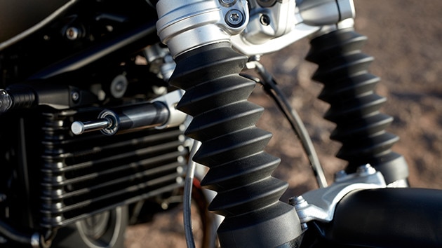 R nineT Scrambler telescopic fork with bellows