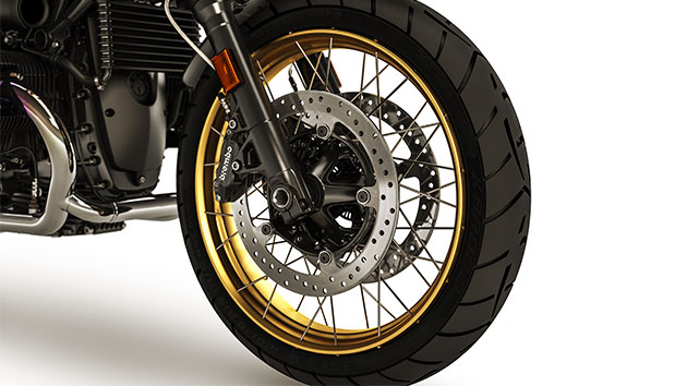 We see the golden rims of the R nineT Urban G/S.