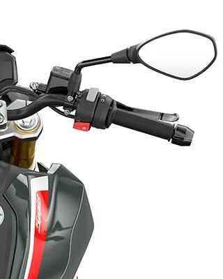 We see the handlebar and control elements of the G 310 R.
