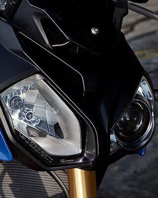 S 1000 R distinctive front