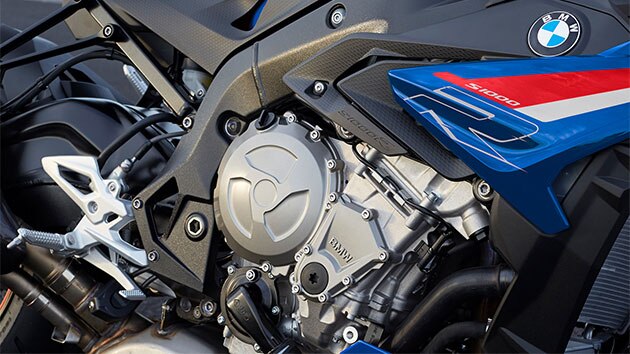 S 1000 R reduced side trim